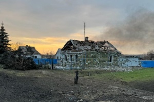 Росіяни обстріляли з «Ураганів» село на Донеччині: один загиблий, дев’ятеро поранених