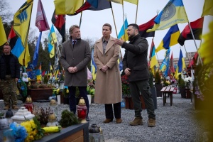 Ukrainian president, Danish PM honor fallen soldiers in Lviv