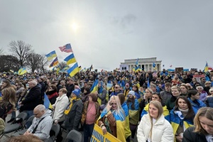 У Вашингтоні понад тисяча людей закликали владу США продовжити підтримку України