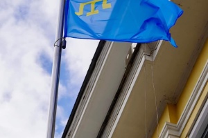 У Вінниці в День спротиву окупації АРК підняли прапор кримськотатарського народу