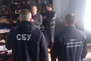 У Чернігівській області на хабарі затримали начальника управління Держпродспоживслужби