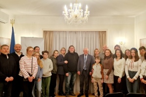Українська громада завітала на зустріч з режисером Олесем Саніним у Страсбурзі