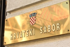 У Хорватії більшість відмовилась розпустити парламент, опозиція готує протести