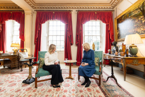 Зеленська у Британії зустрілась з королевою Каміллою і подякувала за підтримку України