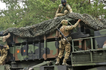 España instruye a militares ucranianos en el mantenimiento del Patriot