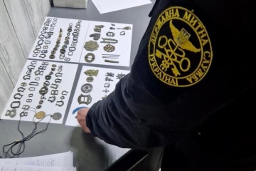 Ukrainian detained while trying to smuggle over hundred archaeological finds to Romania