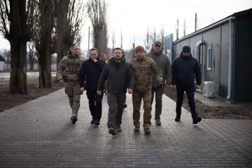 Zelensky visits mobile air defense groups’ training center in Dnipropetrovsk region