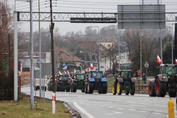 Agricultores comienzan a bloquear las carreteras en Polonia y los puestos de control en la frontera con Ucrania