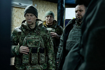 Syrskyj und Umerow besuchen Truppen in Awdijiwka und Kupjansk 