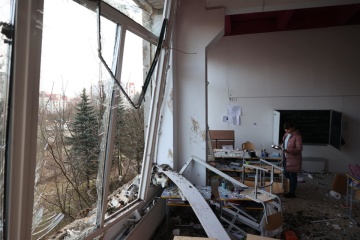 Massiver Raketenangriff auf Ukraine: Verletzte, Zerstörungen in mehreren Regionen