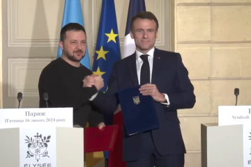 ウクライナとフランス、安全保障協定に署名
