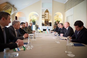 Presidentes de Ucrania y Azerbaiyán se reúnen en Múnich y debaten proyectos económicos conjuntos