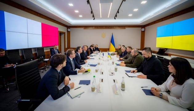 Une délégation française arrive en Ukraine pour discuter des garanties de sécurité 