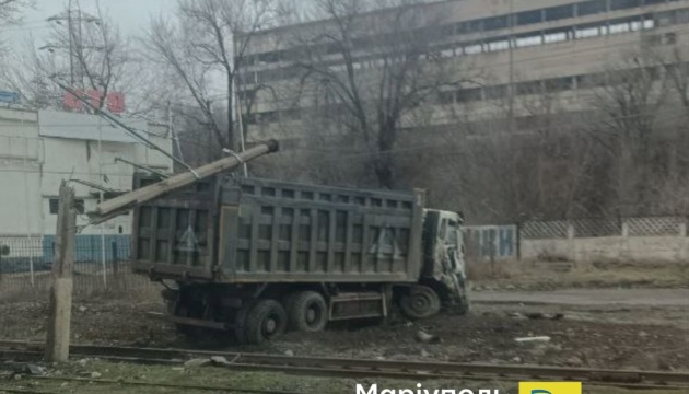 Mariupol resistance forces destroy enemy truck with military equipment