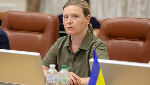 Veteranenministerin Laputina reicht Rücktritt ein