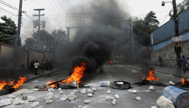 У столиці Гаїті тривають антиурядові протести