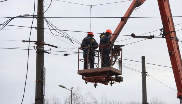 Power engineers restore electricity to over 36,000 families in Donetsk region in past week
