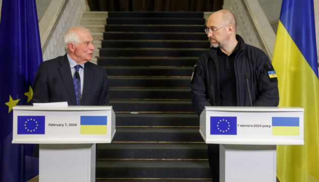 Боррель: Єдність політиків і суспільства - ключова для перемоги України у війні