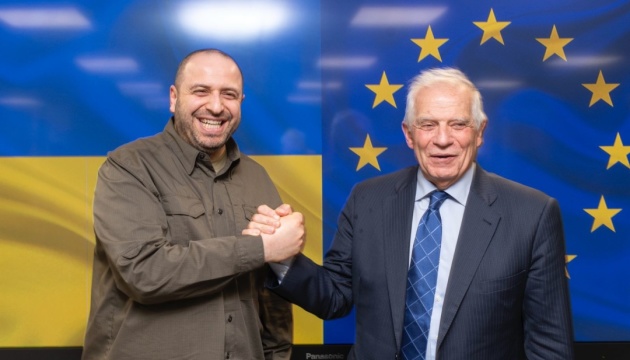 Умєров зустрівся з Боррелем: закликав ЄС прискорити і збільшити постачання боєприпасів