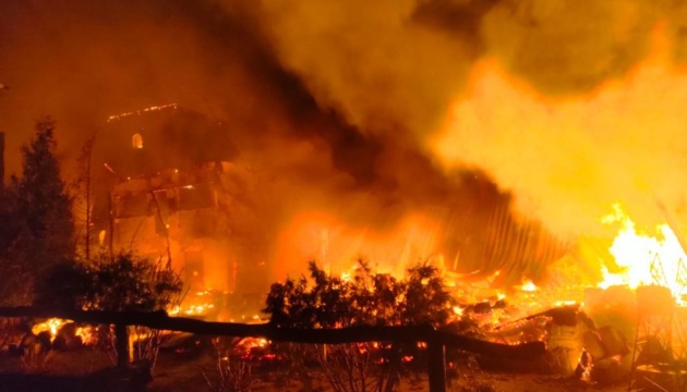 Атака дронами по Харківщині: пожежі ліквідували, є постраждалий серед цивільних