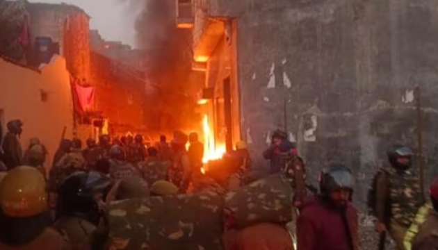 В Індії виникли сутички після знесення мечеті - четверо загиблих, 150 поранених