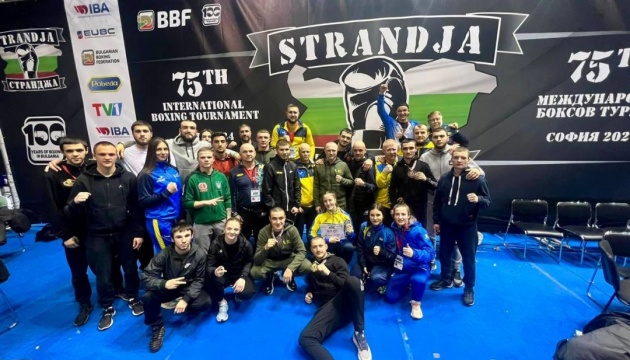 Збірна України з боксу здобула шість медалей на міжнародному турнірі Странджа 