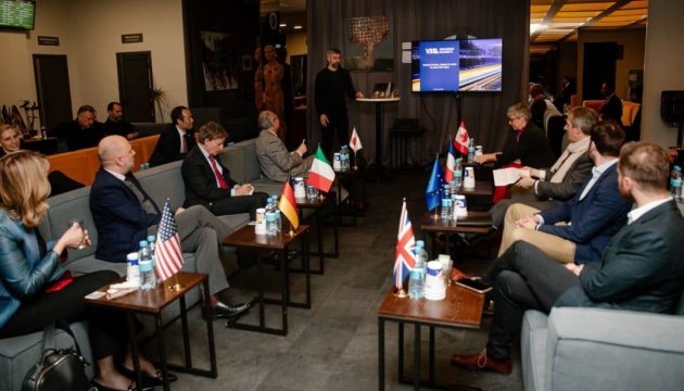 Ukrzaliznytsia holds meeting with G7 Ambassadors