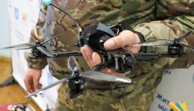 Проєкт «Житомирський дрон» передав військовим 18 безпілотників