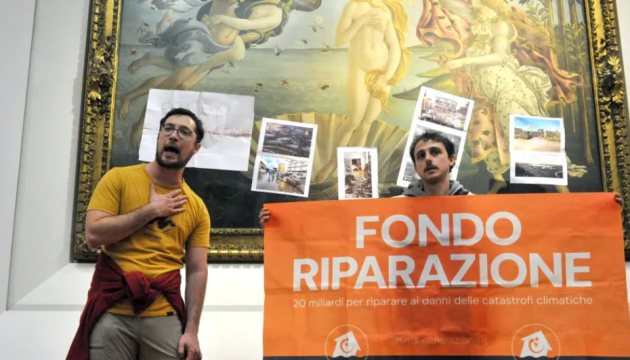 У Флоренції екоактивісти приклеїли наліпки на картину Боттічеллі