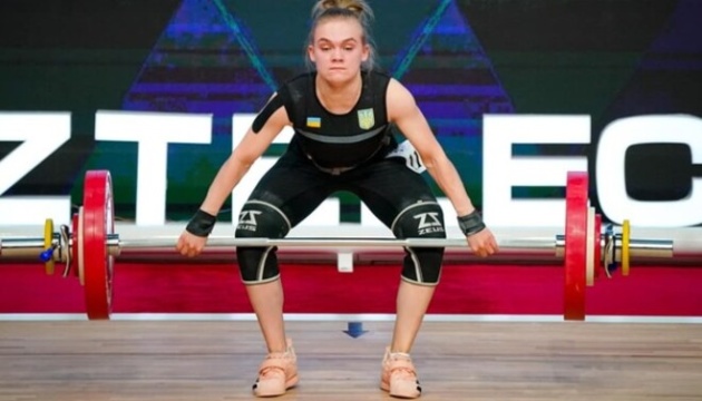 Українка Давидова стала чемпіонкою Європи з важкої атлетики