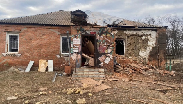 Ворог уночі близько 20 разів вдарив по Липцях на Харківщині, пошкоджені цивільні об’єкти