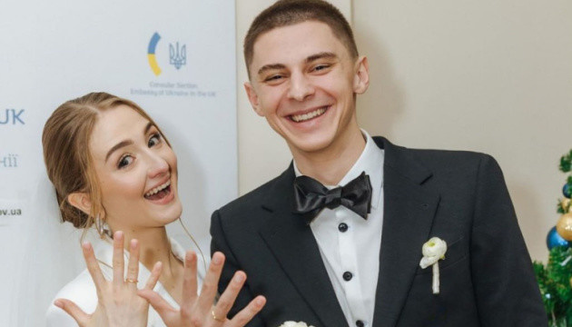 Віталій Миколенко одружився у Великій Британії