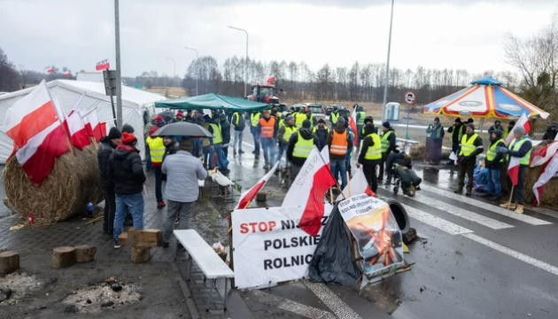 Польські протестувальники повністю заблокували КПП "Шегині" на кордоні з Україною