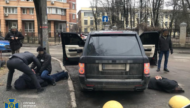 У Києві затримали шахраїв, які планували «заробити» на обміні полонених $60 тисяч