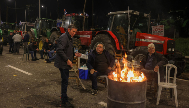 Грецькі фермери збираються на акцію протесту - в Афіни їдуть близько 200 тракторів