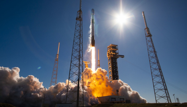 SpaceX будує мережу супутників-шпигунів для розвідки США - Reuters