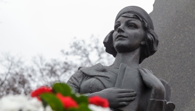 У Києві вшанували пам'ять поетеси Олени Теліги