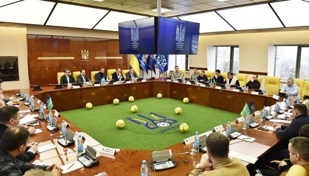 Шевченко зустрівся з керівниками клубів Професіональної футбольної ліги