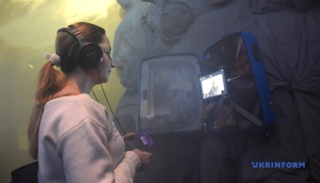 У Музеї історії Києва відкрили мультимедійну виставку «Голоси»