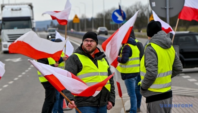 Polnische Landwirte erneuern Blockade am Grenzübergang Dolhobyczow-Uhryniw