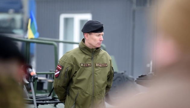 Швидкі наступальні маневри РФ малоймовірні в Україні - командувач Нацгвардії Латвії