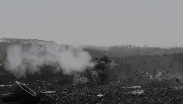 На лівому березі Дніпра загарбники двічі намагались штурмувати позиції Сил оборони