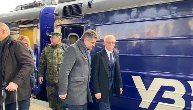 El primer ministro de Bulgaria llega a Ucrania