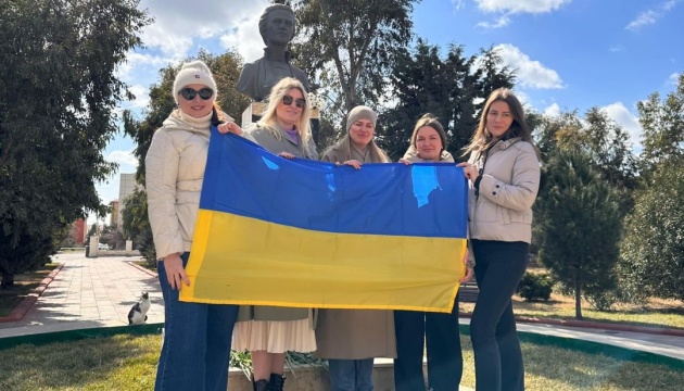 У столиці Азербайджану українська громада вшанувала памʼять Лесі Українки 