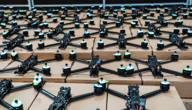 Тернопіль передав військовим сотню FPV-дронів