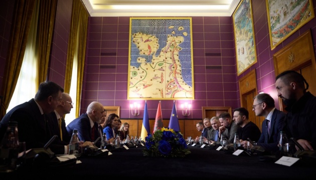 Zelensky se reúne con el primer ministro de Albania 