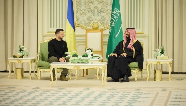 Zełenski i książę koronny Arabii Saudyjskiej rozmawiali o wdrażaniu Formuły Pokojowej