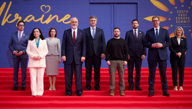 Tirana: Staats- und Regierungschefs von Südosteuropa unterzeichnen Deklaration zur Unterstützung der Ukraine