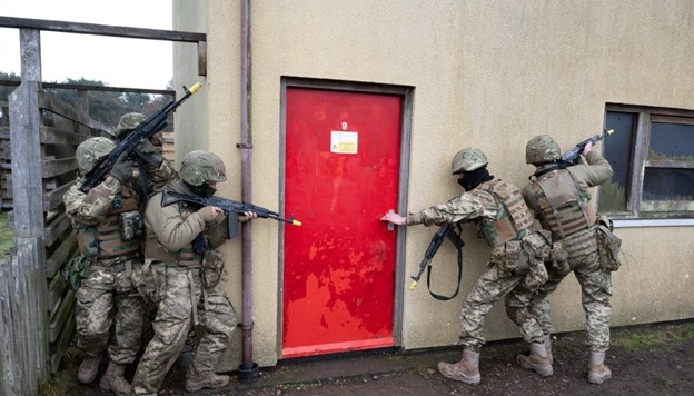 Canada training Ukrainian recruits in urban warfare