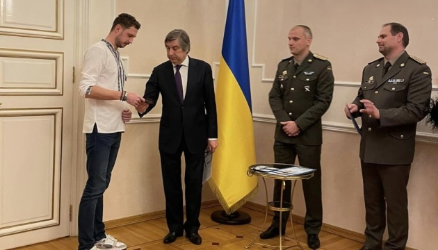 Віцепрезидент СКУ у Західній Європі отримав відзнаку від Міноборони України